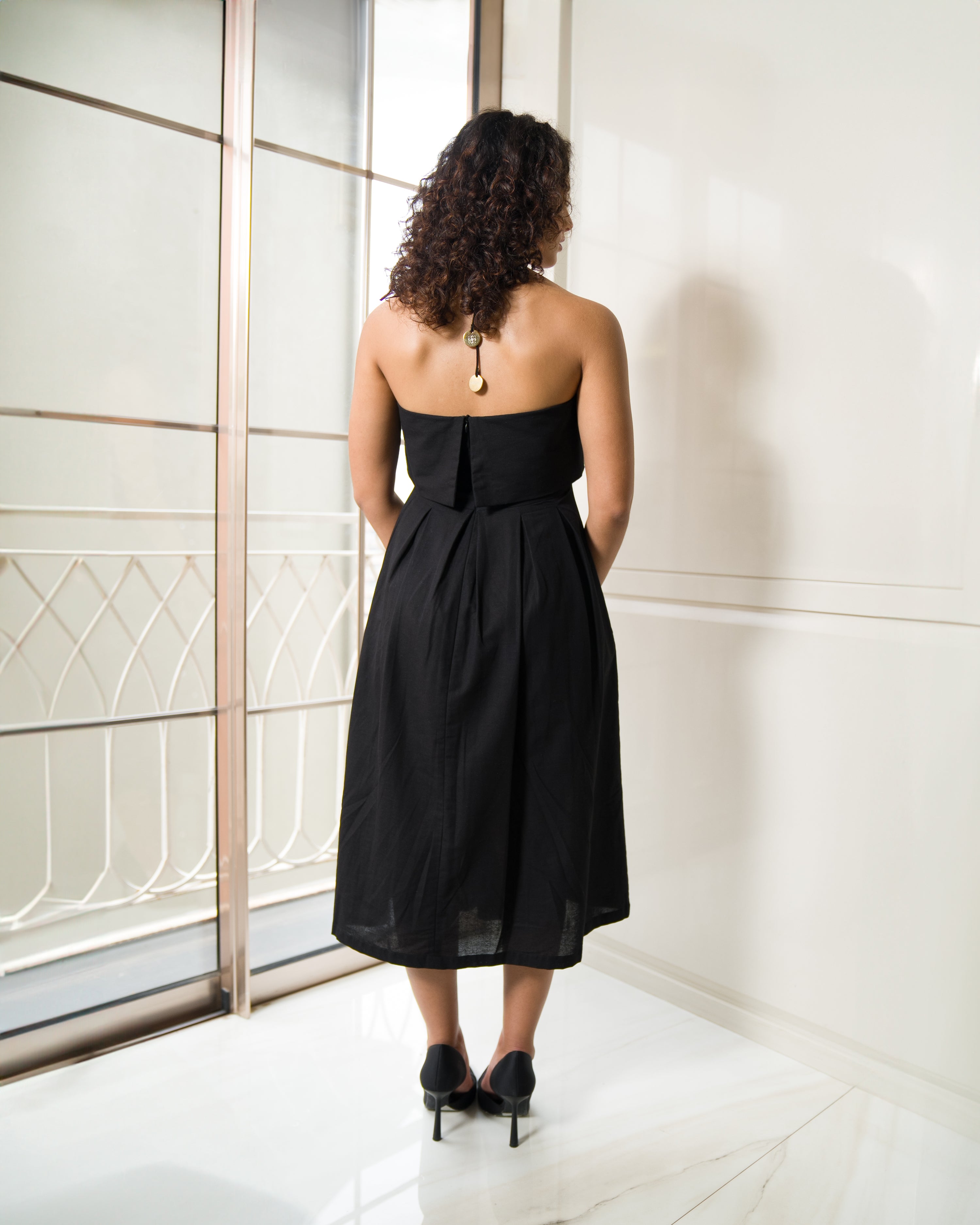 Dione Midi Dress - Black ORAYA Dione Midi Dress - Black ORAYA